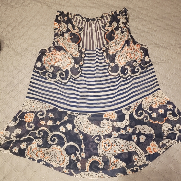 Cabi Floral Shirt - Picture 2 of 6